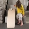 Niestandardowy wielofunkcyjny bujak z naturalnego drewna dla dzieci drewniana deska Montessori Fitness Curvy Board